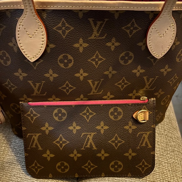 Louis Vuitton Neverfull PM bag - Picture 3 of 5